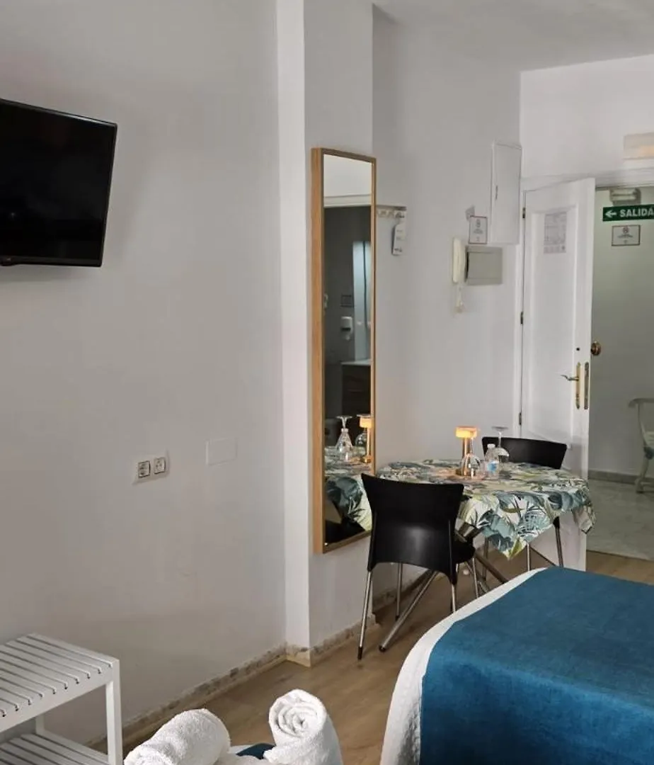 Candisol Cozy Inns Torremolinos Appartamento