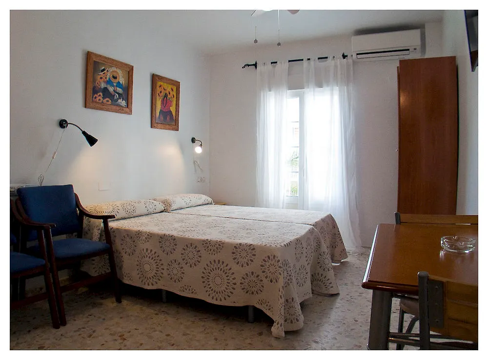 Candisol Cozy Inns Torremolinos İspanya